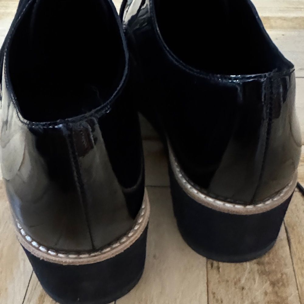 Black Patent Leather women’s Shoes - Picture 3 of 6